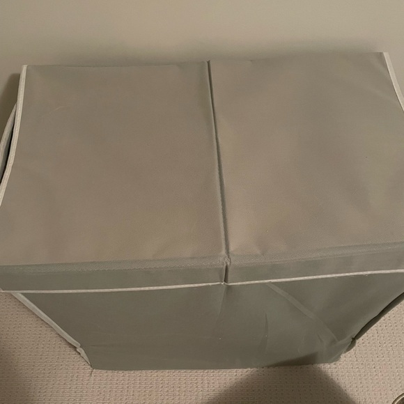 Double laundry hamper - Picture 3 of 4